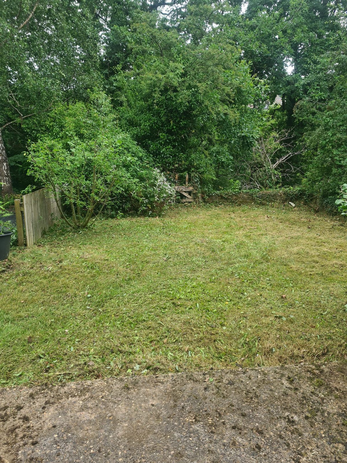 Garden clearance by Roebuck Gardening and Property Services